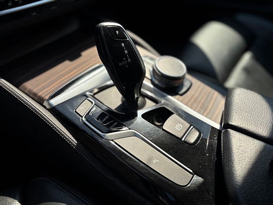 BMW 5 серии, 2019 года, пробег 148957 км