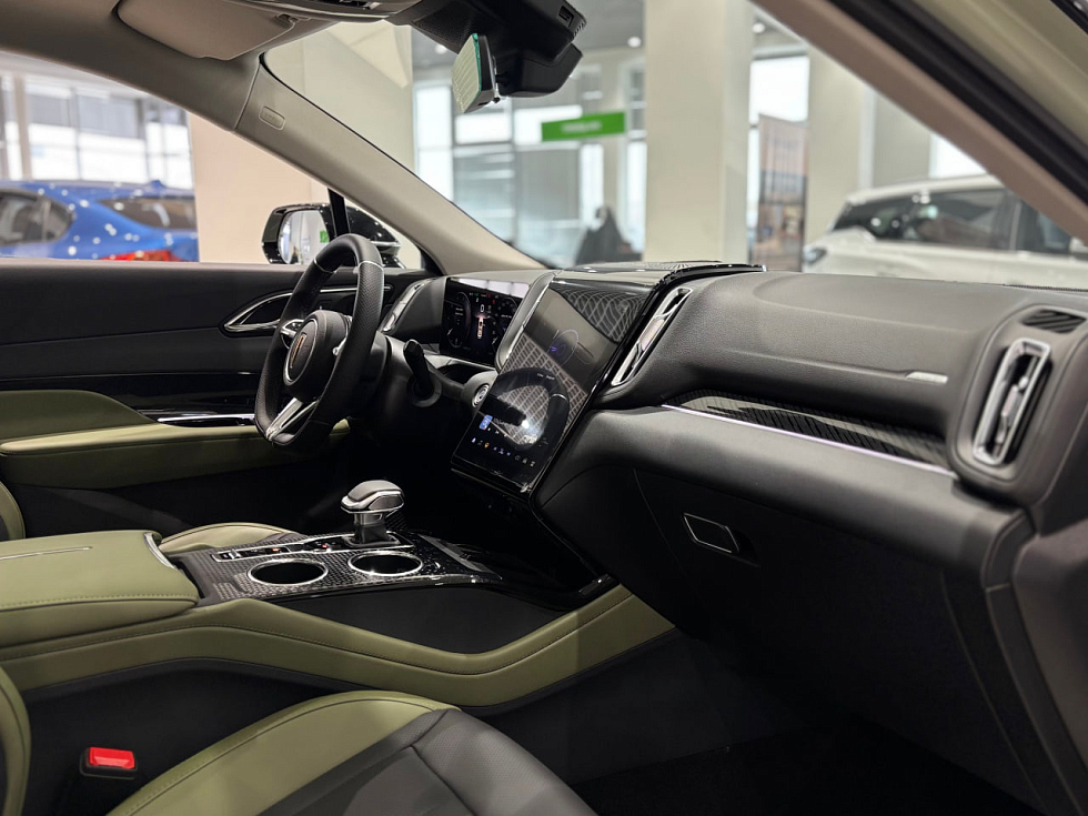 Hongqi HS3 Comfort, зеленый