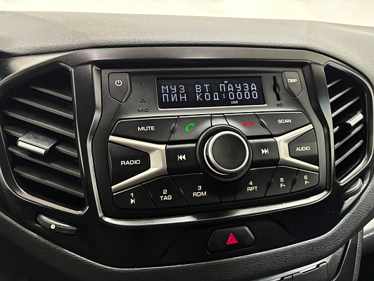 Lada (ВАЗ) Vesta Comfort, 2018 года, пробег 75492 км