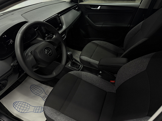 Skoda Rapid Active, 2021 года, пробег 33281 км