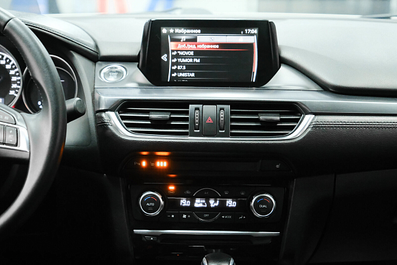 Mazda 6 Active, 2016 года, пробег 140000 км