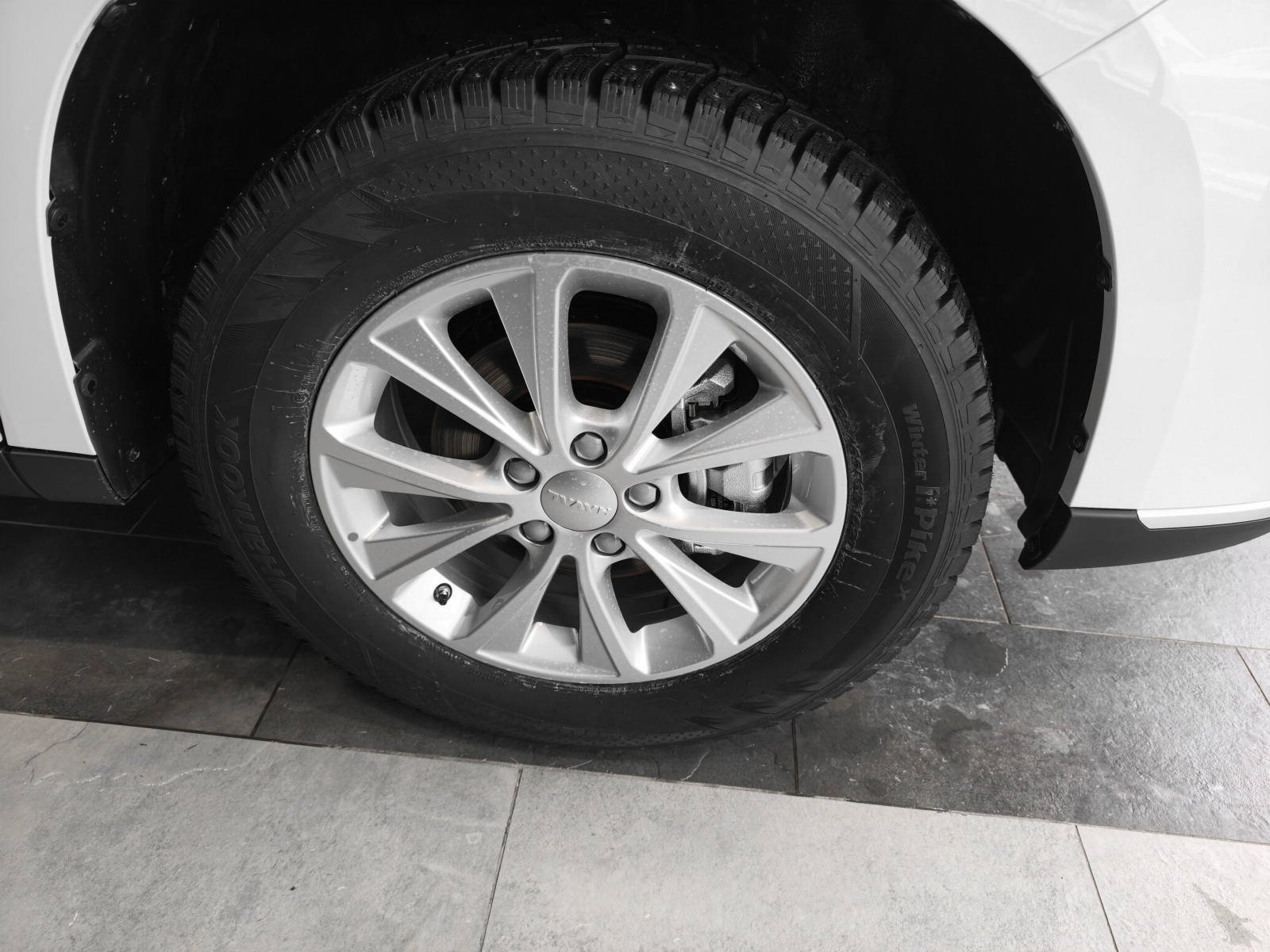 Haval M6 Оптимум, белый