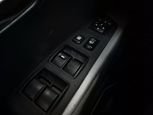 Mitsubishi Outlander Intense, 2010 года, пробег 346656 км