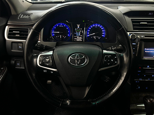 Toyota Camry Комфорт, 2016 года, пробег 348000 км
