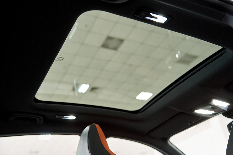 Changan UNI-V Tech, белый