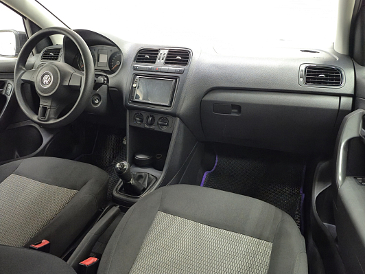 Volkswagen Polo Comfortline, 2012 года, пробег 123281 км