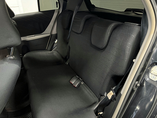 Toyota Yaris, 2006 года, пробег 174440 км