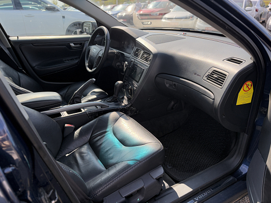 Volvo XC70, 2003 года, пробег 489333 км