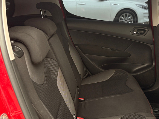 Peugeot 308 Active, 2012 года, пробег 141033 км