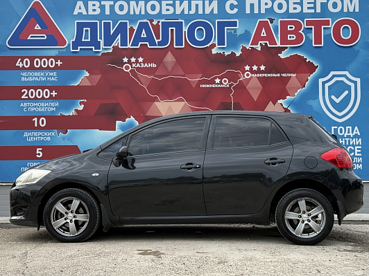 Toyota Auris, 2007 года, пробег 310000 км