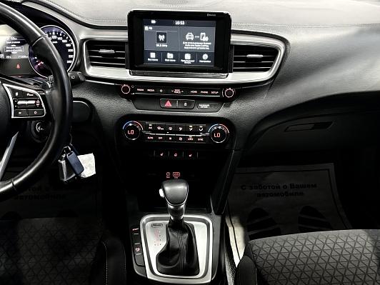 Kia Ceed Luxe, 2020 года, пробег 71000 км
