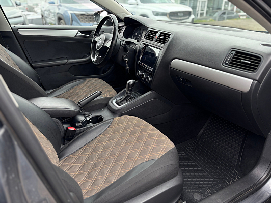 Volkswagen Jetta Comfortline, 2012 года, пробег 235500 км