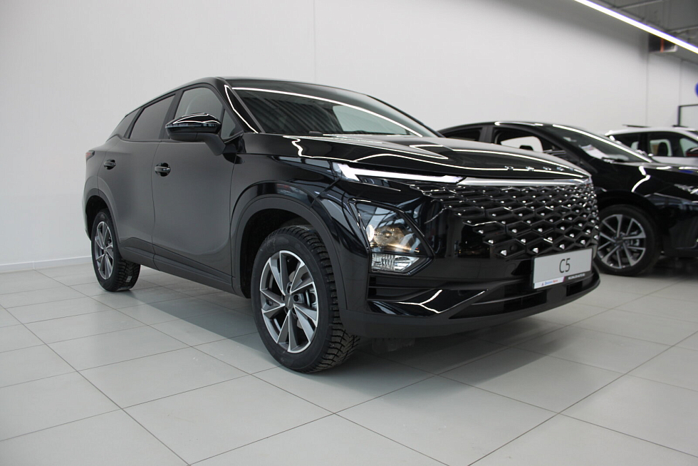 Omoda C5 Актив, черный