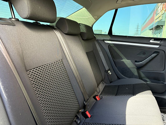 Volkswagen Jetta Trendline, 2010 года, пробег 214550 км