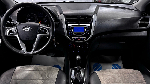 Hyundai Solaris Comfort, 2013 года, пробег 130000 км
