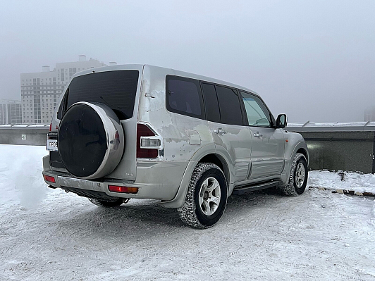 Mitsubishi Pajero, 2001 года, пробег 236792 км