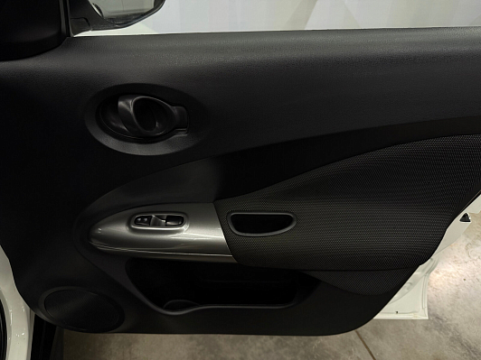 Nissan Juke XE, 2013 года, пробег 109000 км