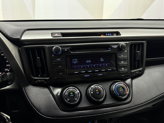 Toyota RAV4, 2018 года, пробег 122495 км