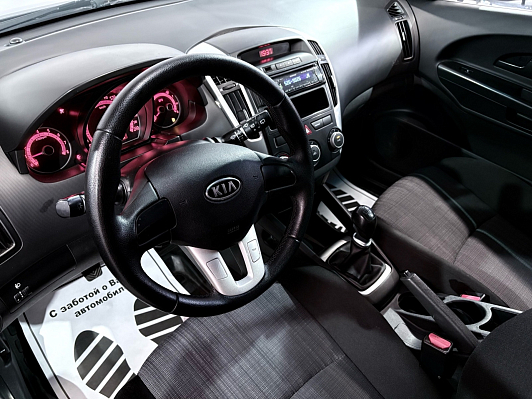 Kia Ceed Classic, 2012 года, пробег 204258 км