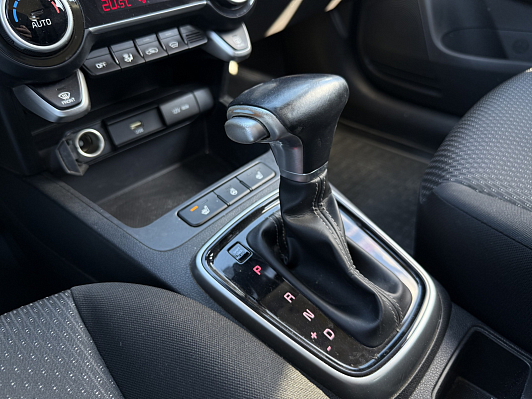 Kia Rio Style, 2021 года, пробег 70065 км