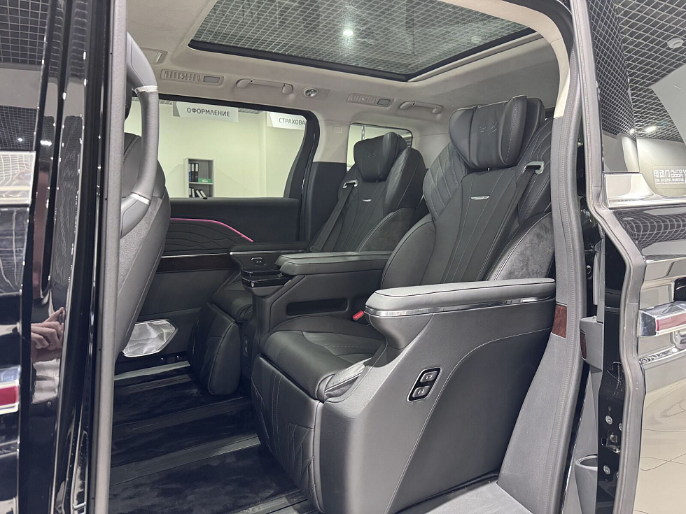 Hongqi HQ9 Executive, черный