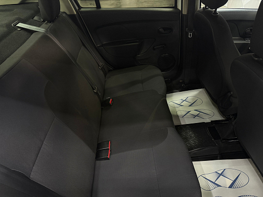 Renault Logan Access, 2015 года, пробег 157838 км