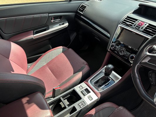 Subaru Levorg, 2017 года, пробег 52784 км