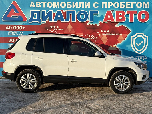 Volkswagen Tiguan Adventure, 2014 года, пробег 199846 км
