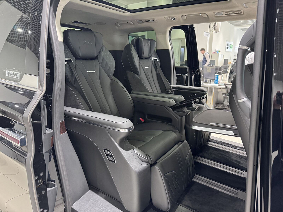 Hongqi HQ9 Executive, черный