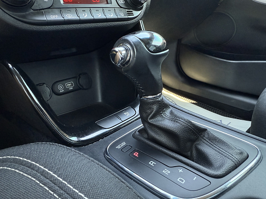 Kia Ceed Premium, 2018 года, пробег 114396 км