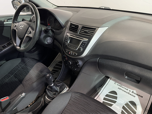 Hyundai Solaris Comfort, 2015 года, пробег 192000 км
