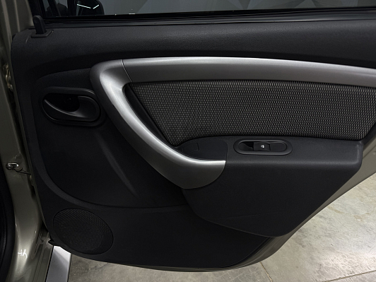 Renault Duster Privilege, 2013 года, пробег 119000 км