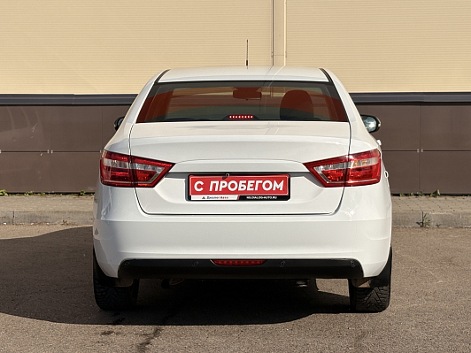 Lada (ВАЗ) Vesta Luxe Multimedia (2018-2019), 2017 года, пробег 174427 км