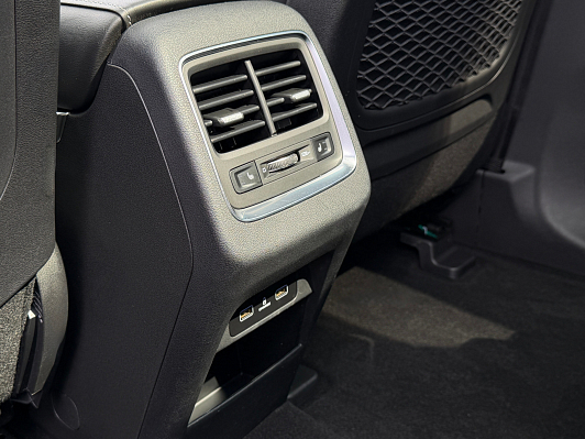 Geely Atlas Pro Luxury, 2022 года, пробег 74078 км