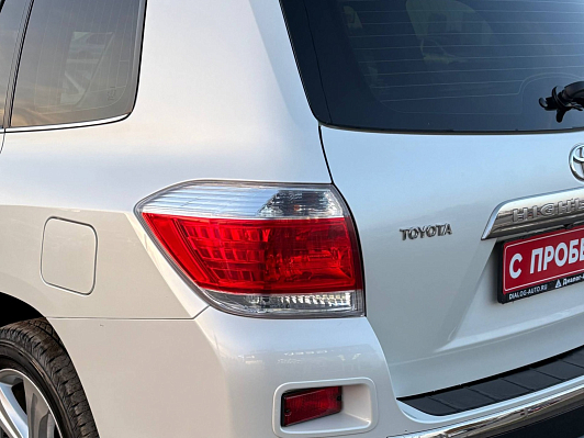 Toyota Highlander, 2011 года, пробег 146175 км