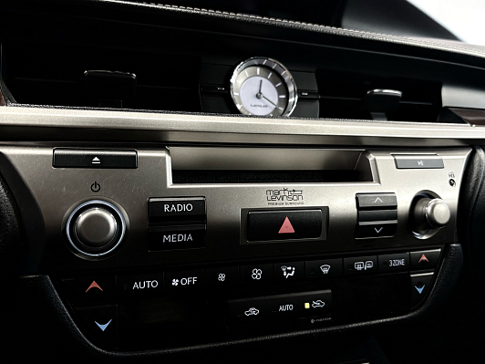 Lexus ES Premium, 2012 года, пробег 219880 км