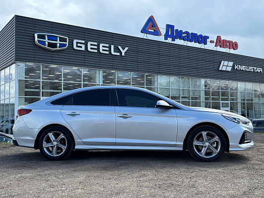 Hyundai Sonata Comfort, 2018 года, пробег 119069 км