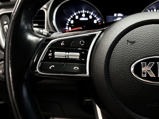 Kia Ceed Luxe, 2020 года, пробег 71000 км