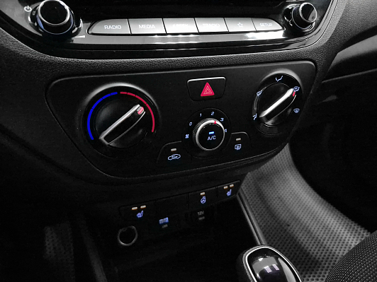 Hyundai Solaris Elegance + Prestige + Style, 2020 года, пробег 88574 км