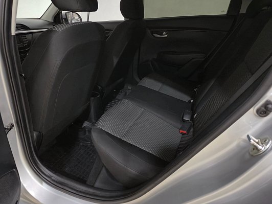Kia Rio Luxe RED Line, 2017 года, пробег 143070 км