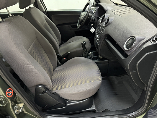 Ford Fusion Core, 2006 года, пробег 284121 км
