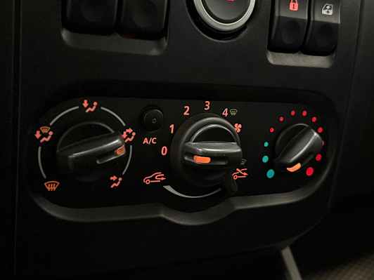 Lada (ВАЗ) Largus Comfort (5 мест), 2018 года, пробег 122000 км