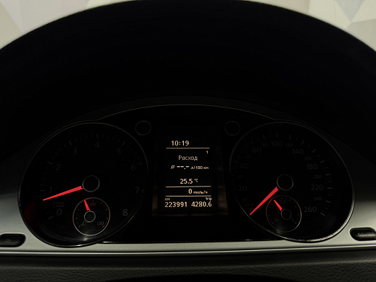 Volkswagen Passat Trendline, 2012 года, пробег 223900 км