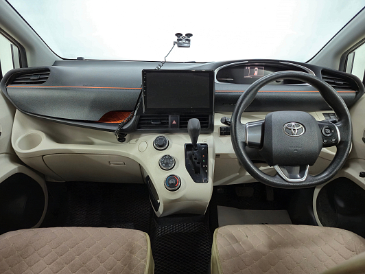 Toyota Sienta, 2018 года, пробег 107369 км