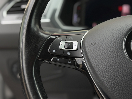 Volkswagen Tiguan, 2019 года, пробег 117212 км