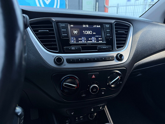 Hyundai Solaris Comfort, 2018 года, пробег 100000 км