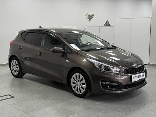 Kia Ceed, 2018 года, пробег 100000 км