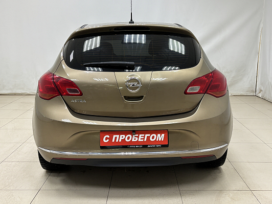 Opel Astra, 2013 года, пробег 149010 км