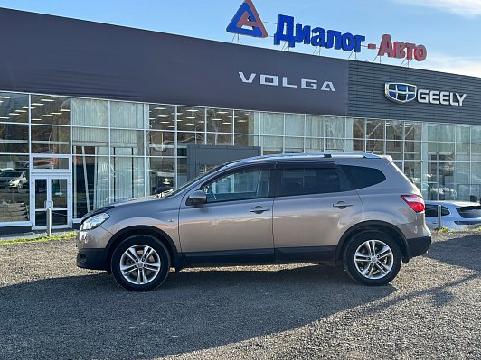 Nissan Qashqai SE, 2013 года, пробег 199900 км