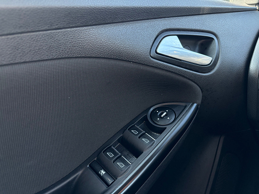 Ford Focus SYNC Edition, 2011 года, пробег 175586 км